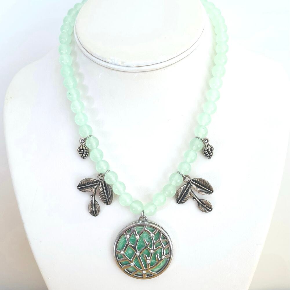 Vtg Green Boho Tree of Life Glass Beaded Pendant Necklace Hippie Nature